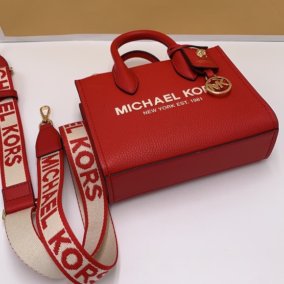 MICHAEL KORS Mirella Extra-Small
Shopper XBody Crossbody Bag Bright Red - Picture 12 of 14
